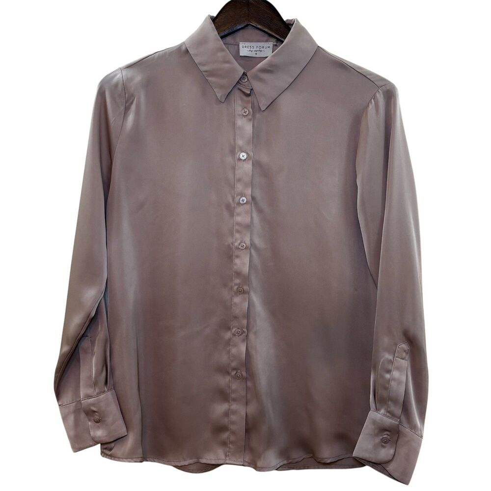Dress Forum Button Down Blouse Dull Satin Slim Shirt Pink Champagne Size Medium
